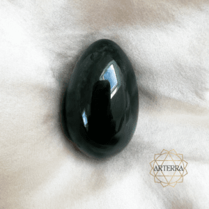 Dark Jade yoni egg size M undrilled