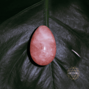 Rose Quartz yoni egg size M undrilled