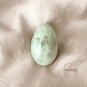 Nephrite Jade yoni egg size M undrilled